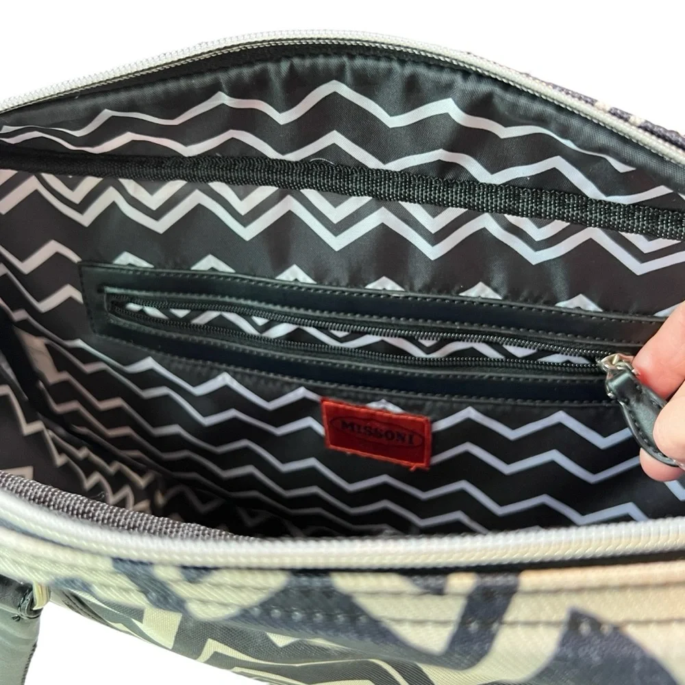 Missoni Target Zig Zag Messenger Bag Crossbody Computer Tote Travel Collectible